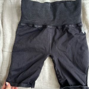 Good Karma Biker Short -M/L